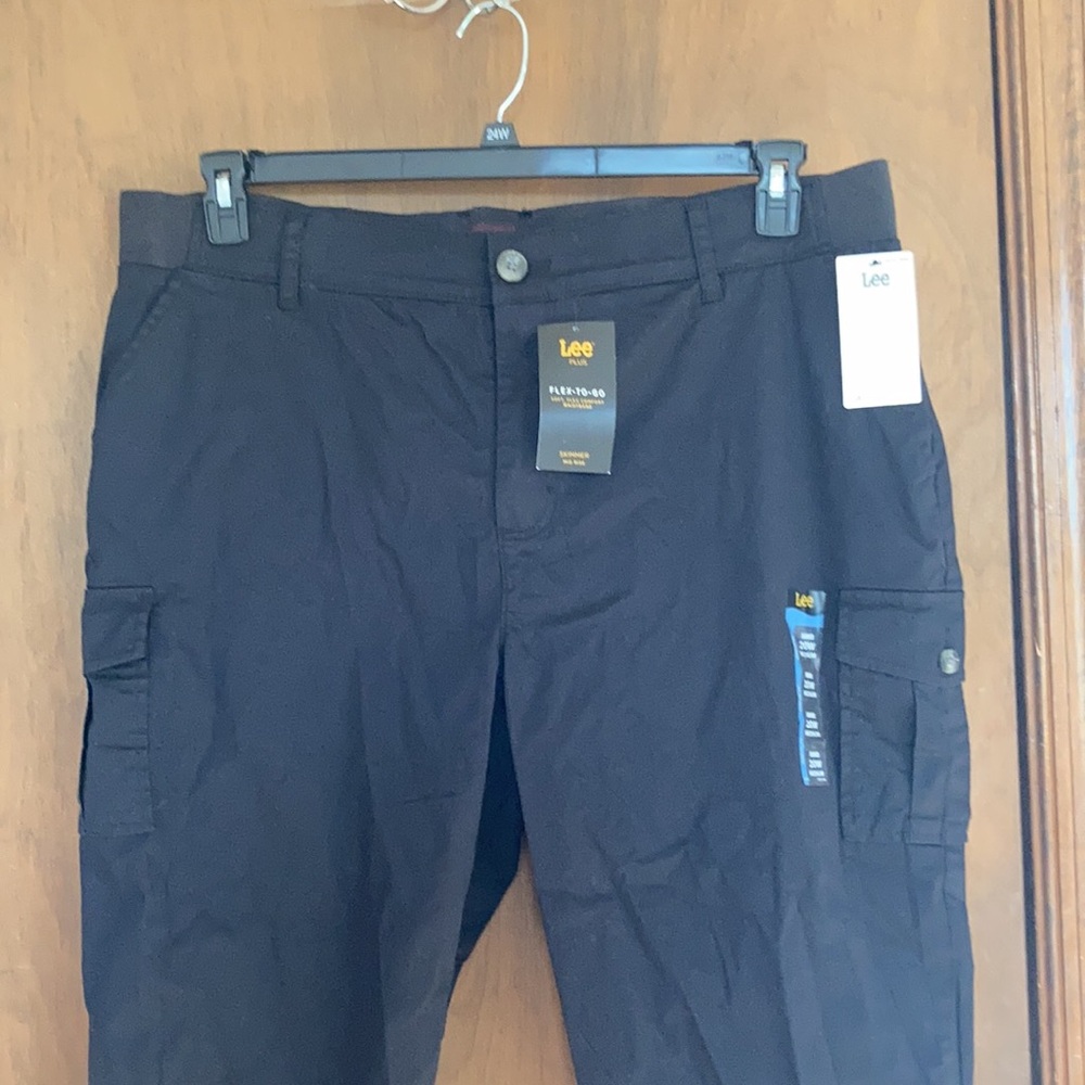 Lee flex to go comfort waistband midrise skimmer w cargo pocket 20W - Picture 10 of 17